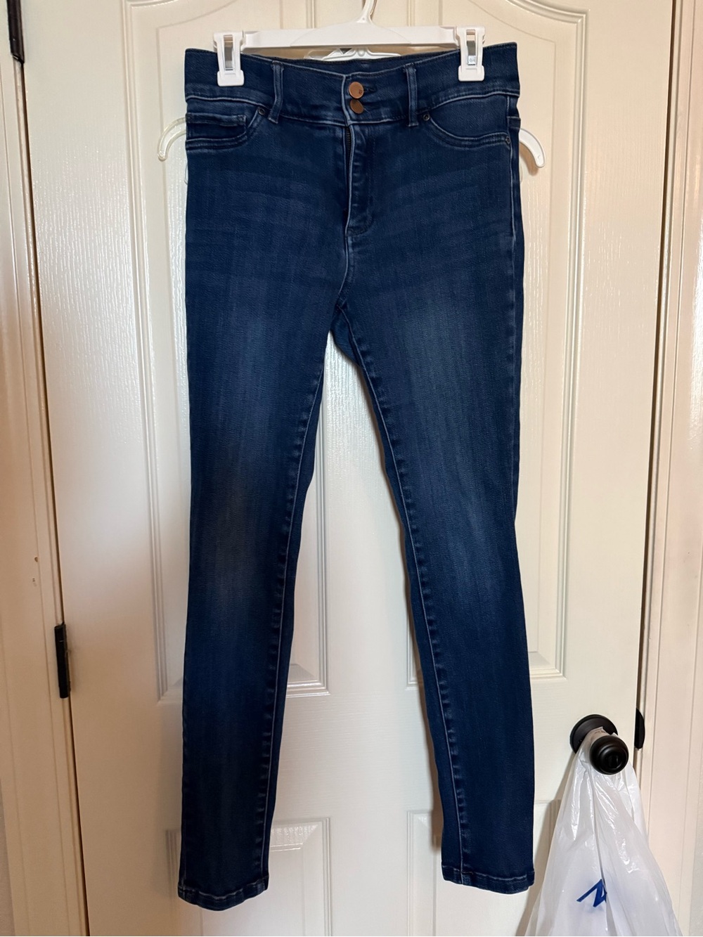 New York & Company Navy Skinny Jeans